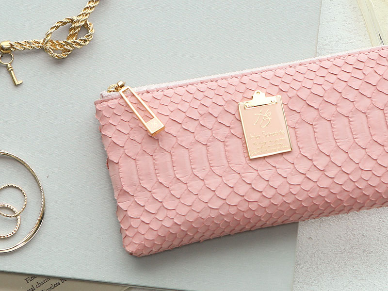 ハースケジュールのおすすめピンク財布
