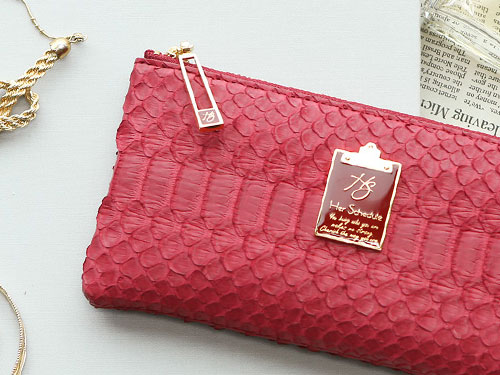 赤い財布は縁起の良いカラー
