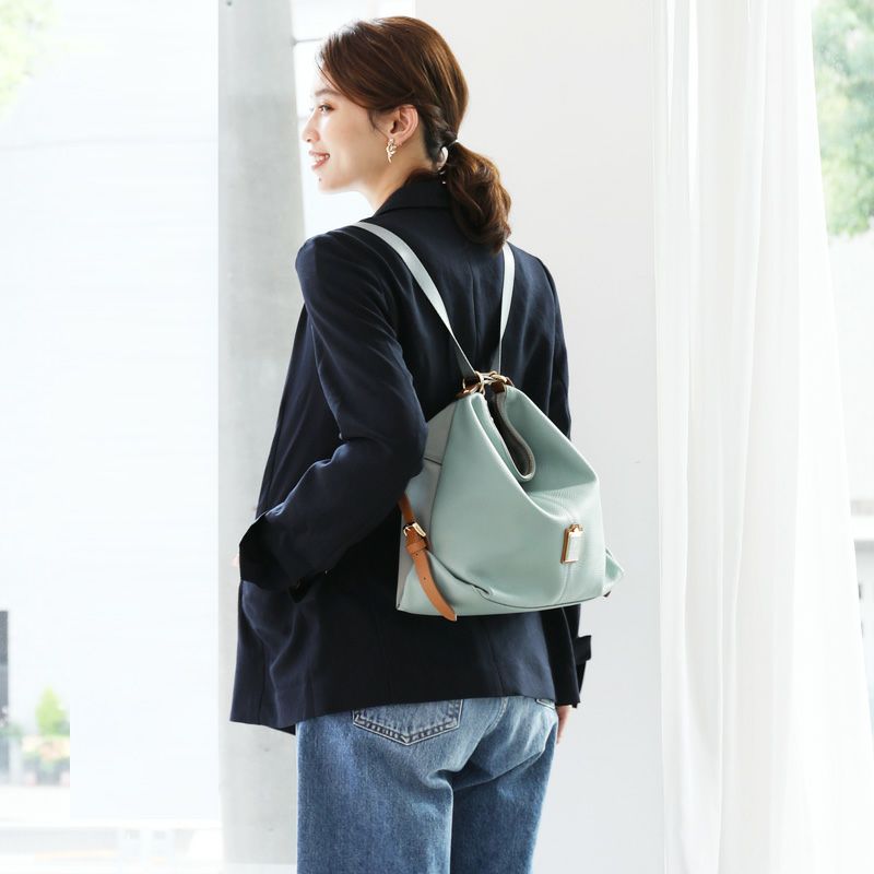 トレンドの大人シンプルで周りと差をつける「リュック」