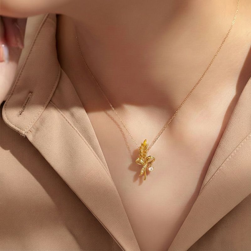 50代の女性にふさわしいネックレスの選び方